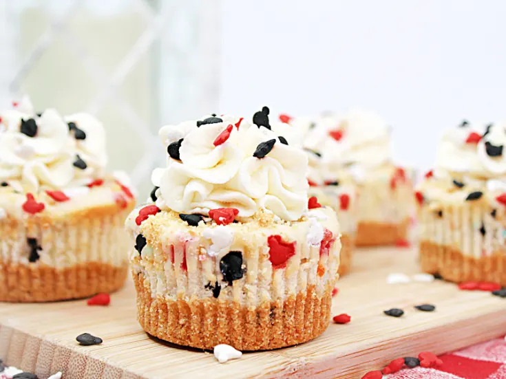 Mickey Funfetti Cheesecake Minis
